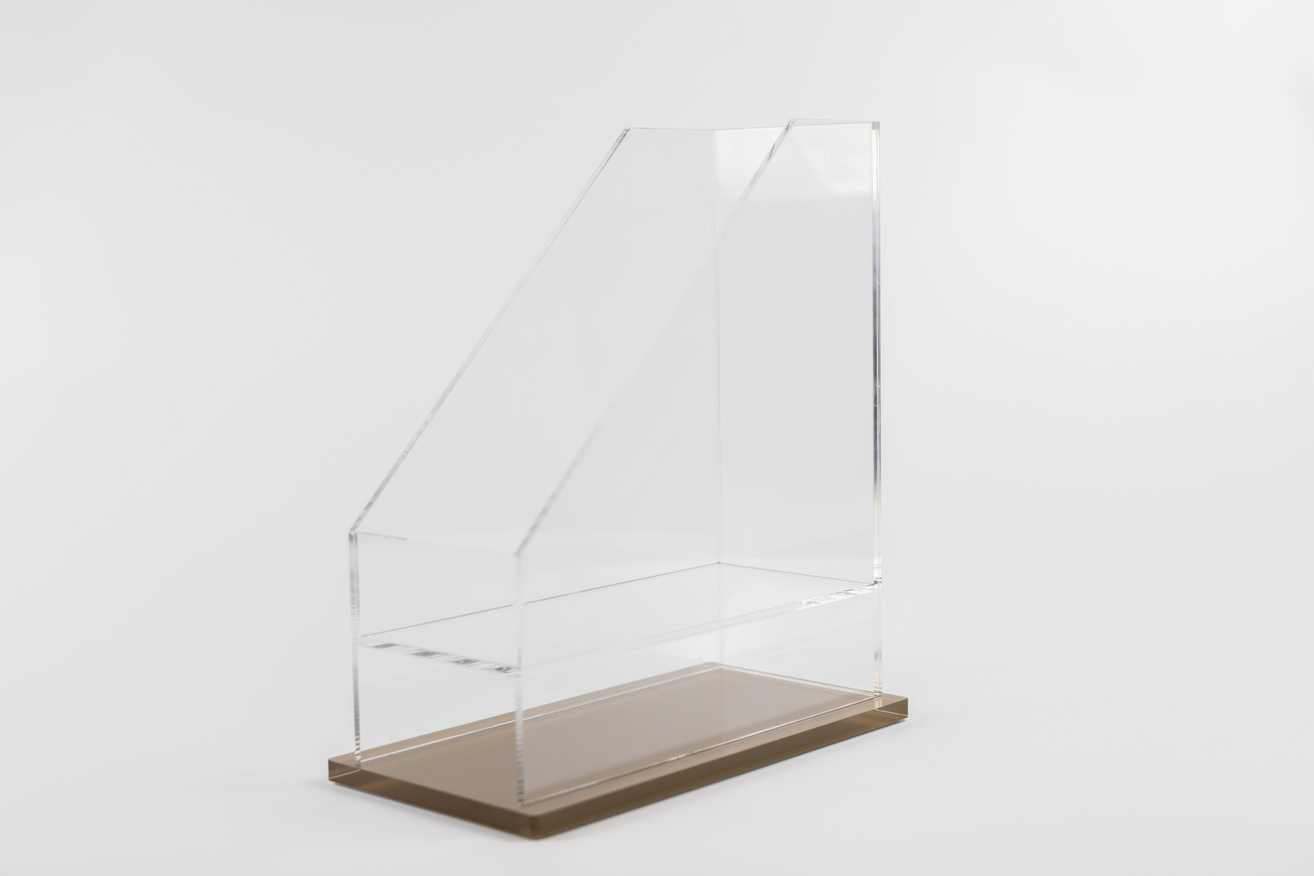 Classic Magazine Holder